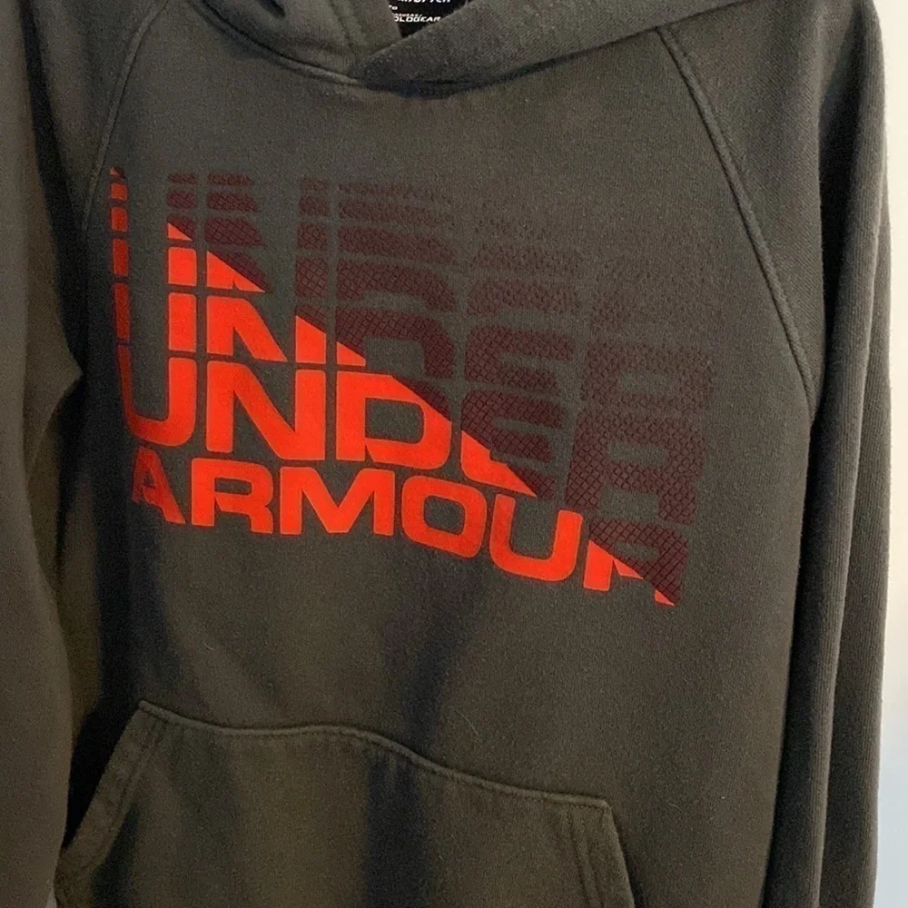 Under Armour youth small